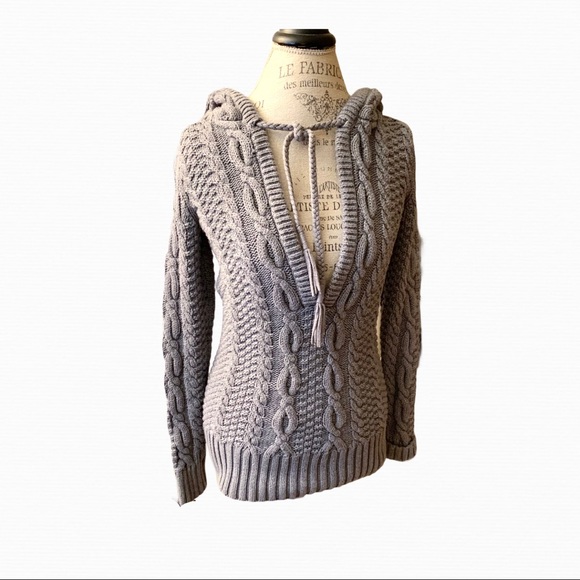MODA International Cable Knit Hooded Sweater - S - Picture 10 of 11